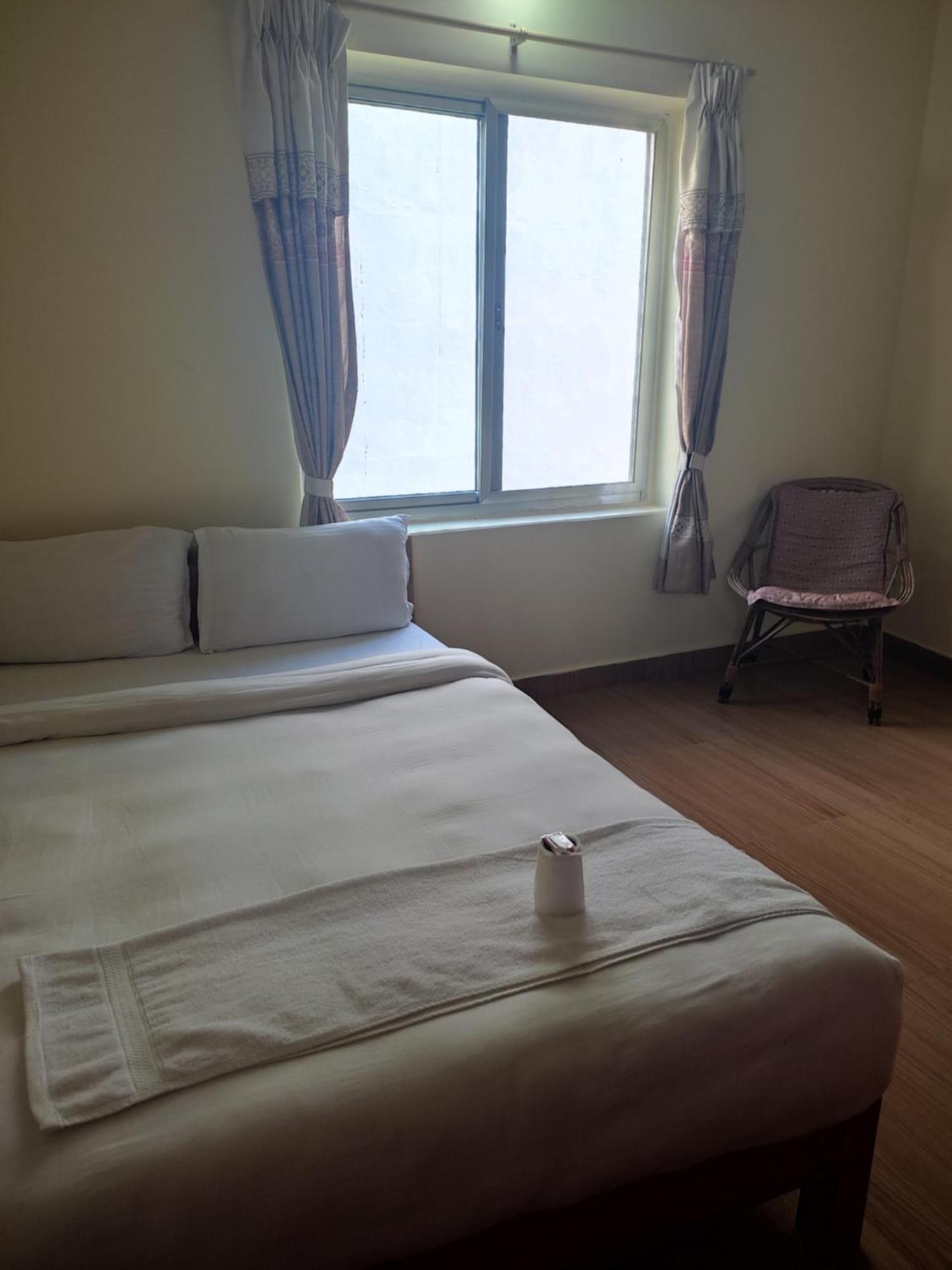 Hotel Green Hill View 포카라 외부 사진
