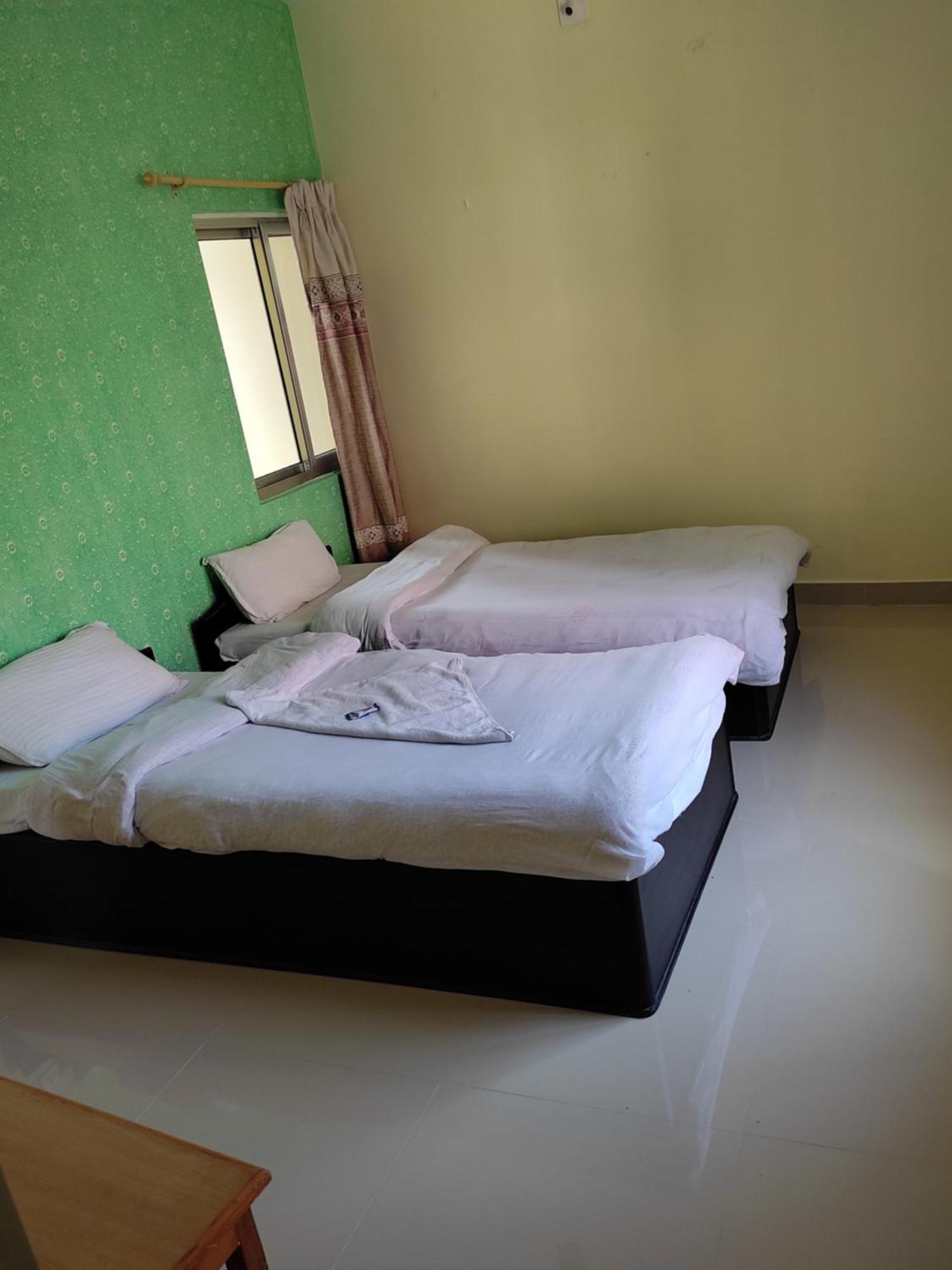 Hotel Green Hill View 포카라 객실 사진
